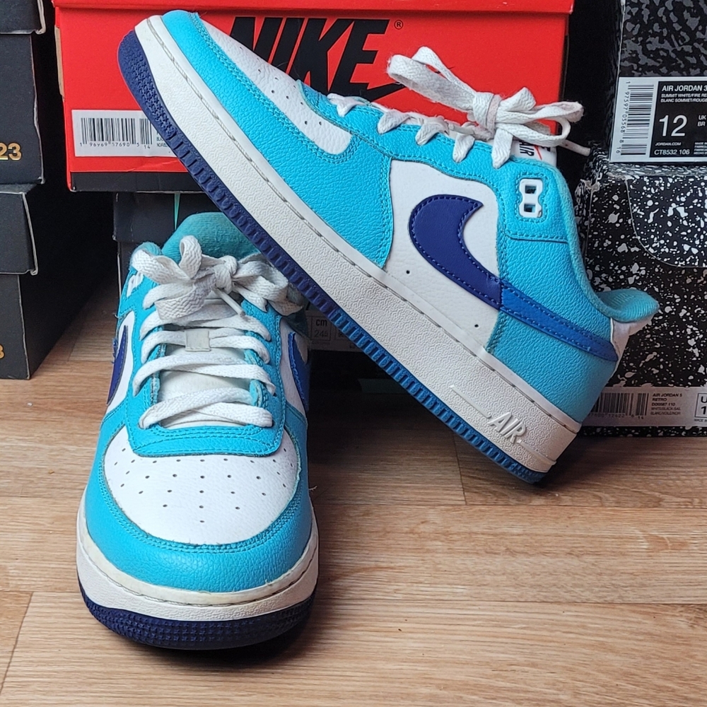 Air Force 1 Lv8  Blue and White Sneakers Size 6.5y